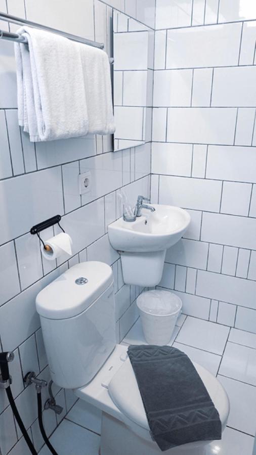 Triple Seven Bed & Breakfast Бандунг Экстерьер фото