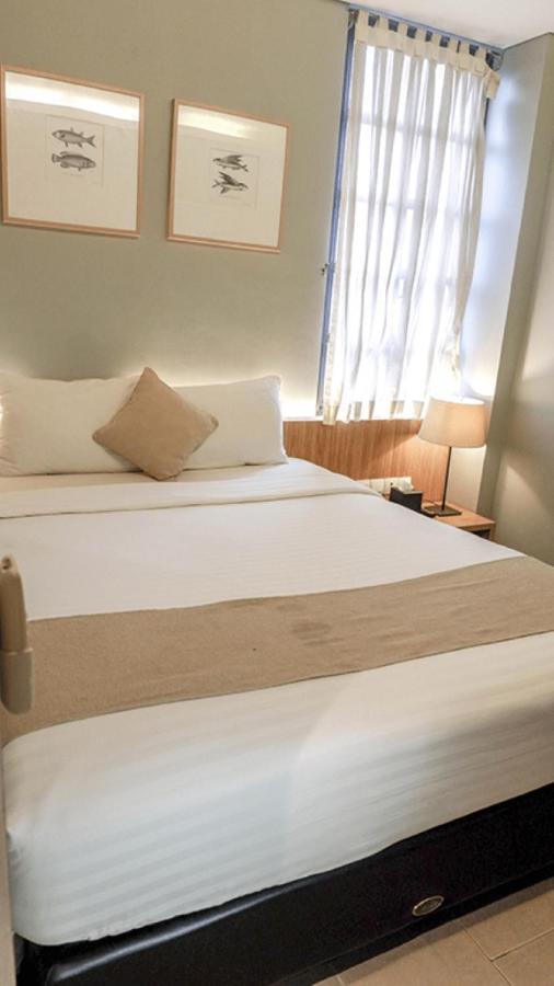 Triple Seven Bed & Breakfast Бандунг Экстерьер фото